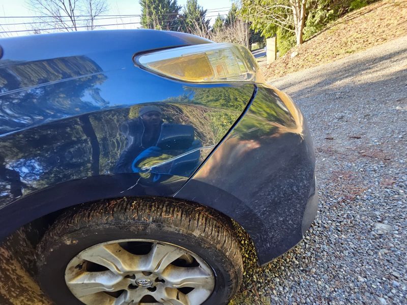 2011 TOYOTA SIENNA SE 3.5L - MINOR DENT