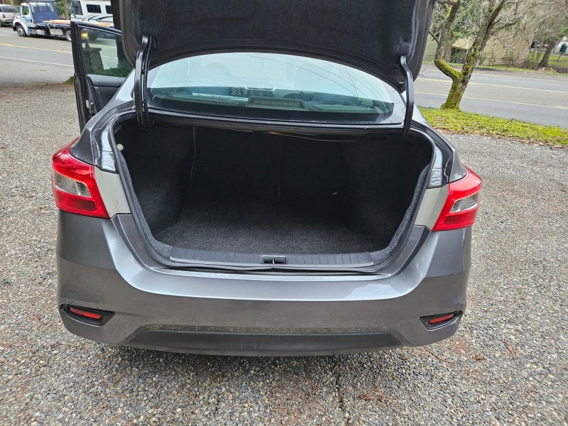 2019 NISSAN SENTRA SV