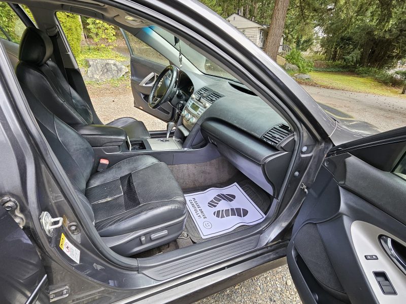 2007 TOYOTA CAMRY SE V6