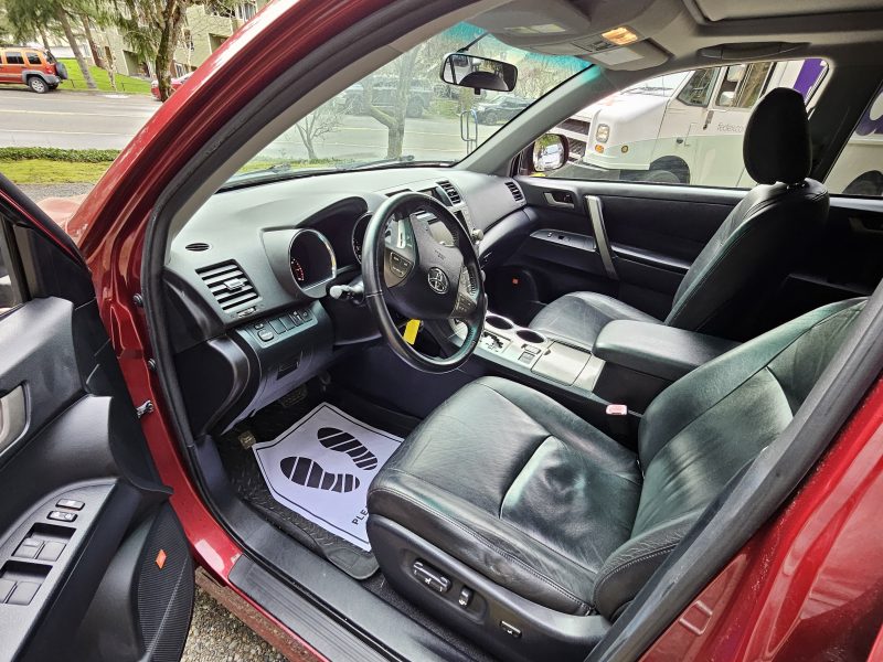 2008 TOYOTA HIGHLANDER SPORT V6