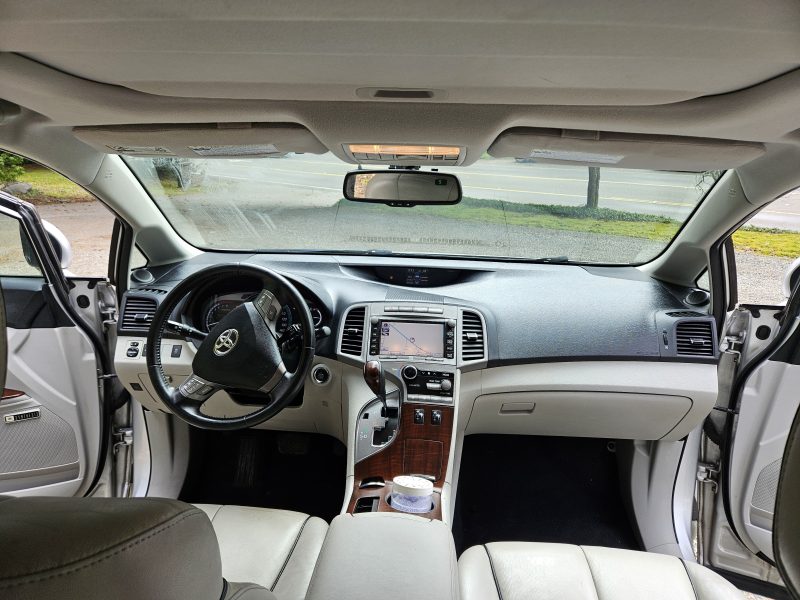 2009 TOYOTA VENZA AWD XLE V6