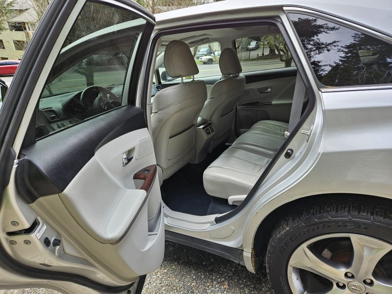 2009 TOYOTA VENZA AWD XLE V6